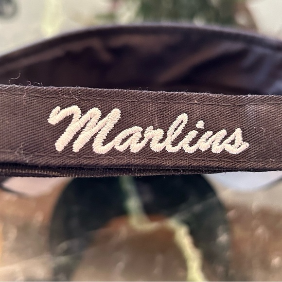 OC Sports Miami Marlins Team MLB Sun Visor Golf Hat Cap Black OSFM - Picture 10 of 12